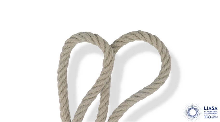 Round twisted rope made of synthetic hemp