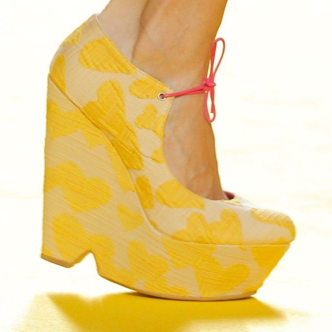 Nuestros cordones en Agatha Ruiz de la Prada